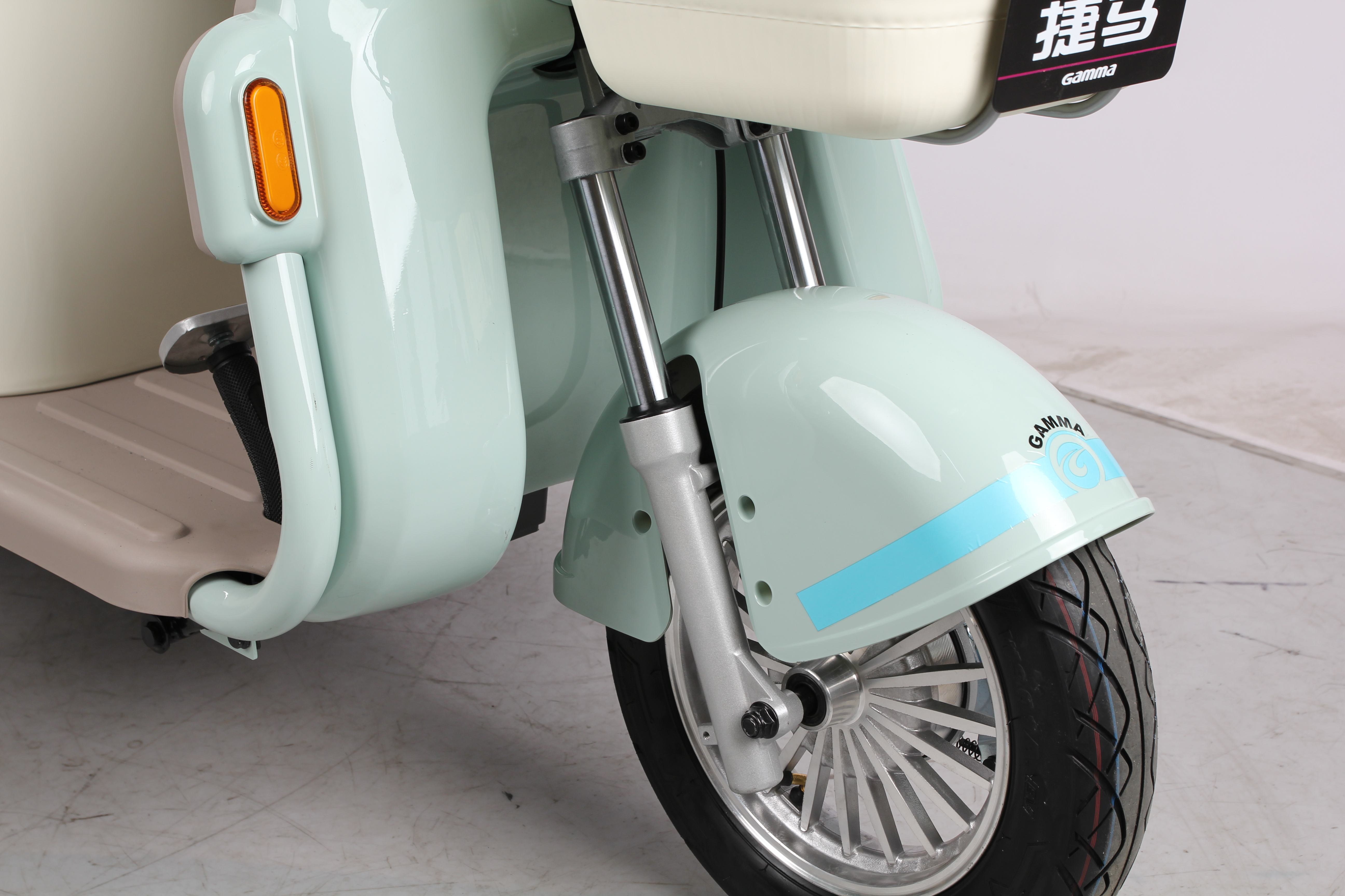 EEC Powerful 72v Electric Passenger Tricycle for Adults Use with Open Body & Lead Acid Battery